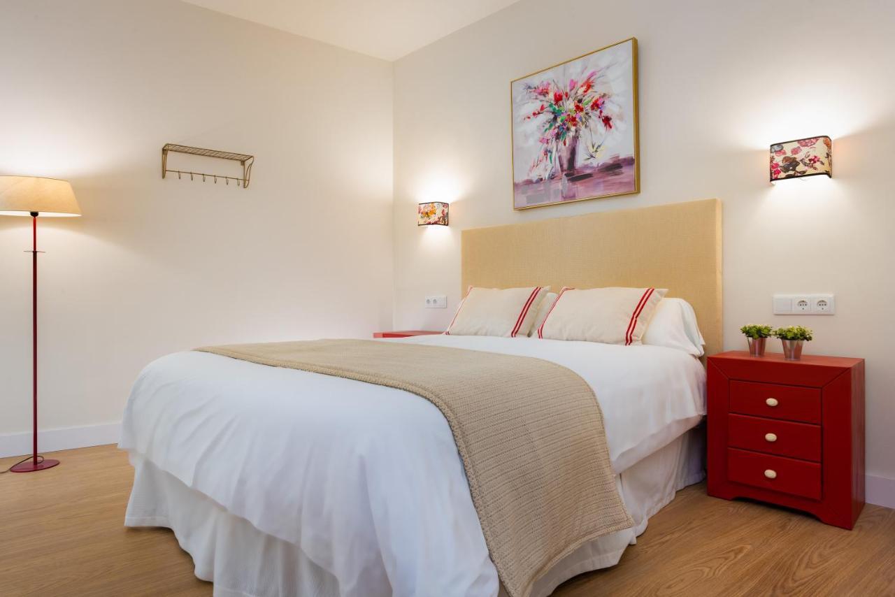 Alohamundi Arenal Apartment Севиля Екстериор снимка