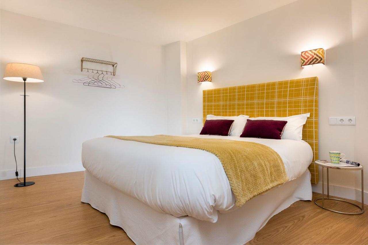 Alohamundi Arenal Apartment Севиля Екстериор снимка