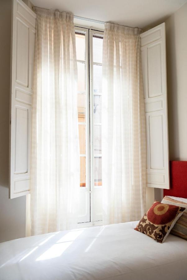 Alohamundi Arenal Apartment Севиля Екстериор снимка