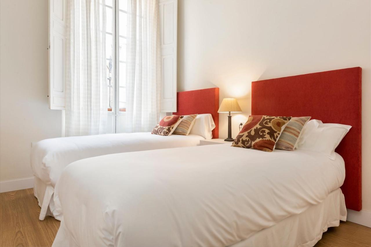 Alohamundi Arenal Apartment Севиля Екстериор снимка